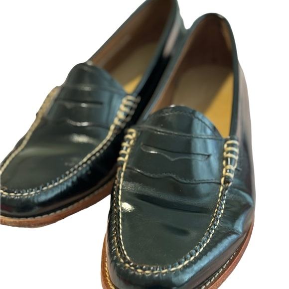 Bass Weejuns Whitney. Black Patent Leather. SZ. 10. Academia. Preppy. Classic - Picture 4 of 12